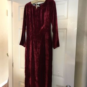 BNNW Classic wine velvet dress.